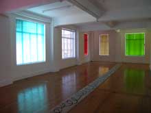 Ayşe Erkmen, 'awesome', 2006, installation
