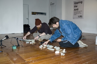 Sound Performance - Lawrence English, Greg Davis, Jeph Jerman